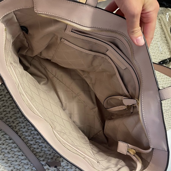 Michael Kors Pale Pink Tote Bag - Picture 3 of 6